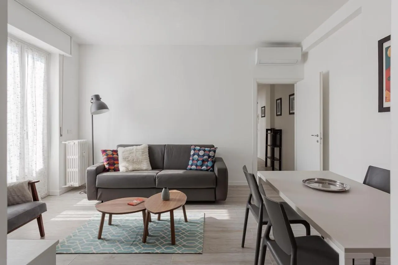 Amazing 2 Bedrooms Apt - Yellow Line Milan