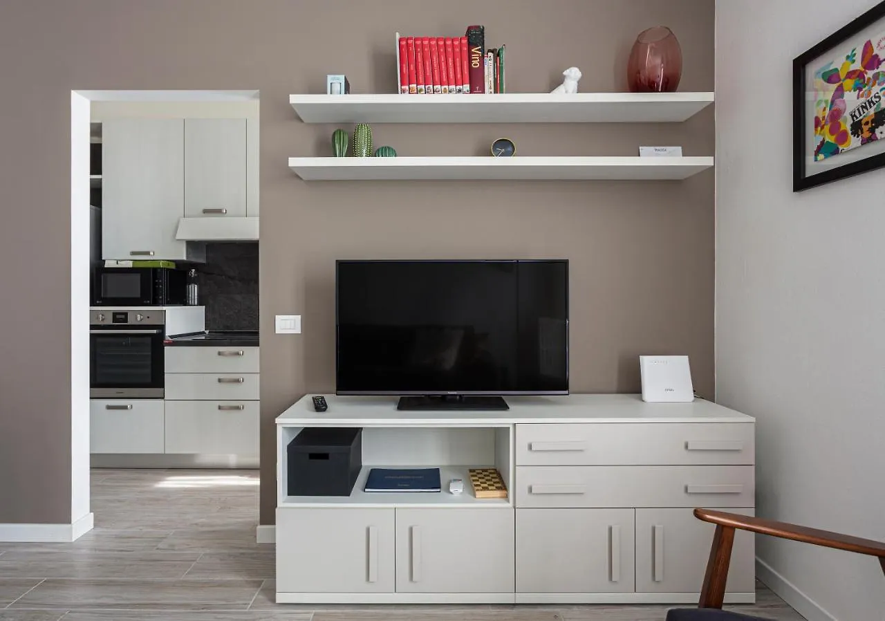 Apartment Amazing 2 Bedrooms Apt - Yellow Line Milan