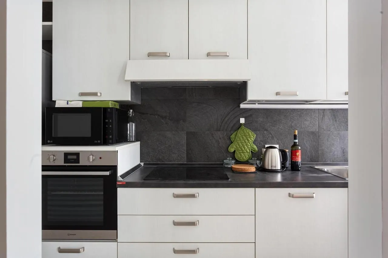 Apartment Amazing 2 Bedrooms Apt - Yellow Line Milan Italy