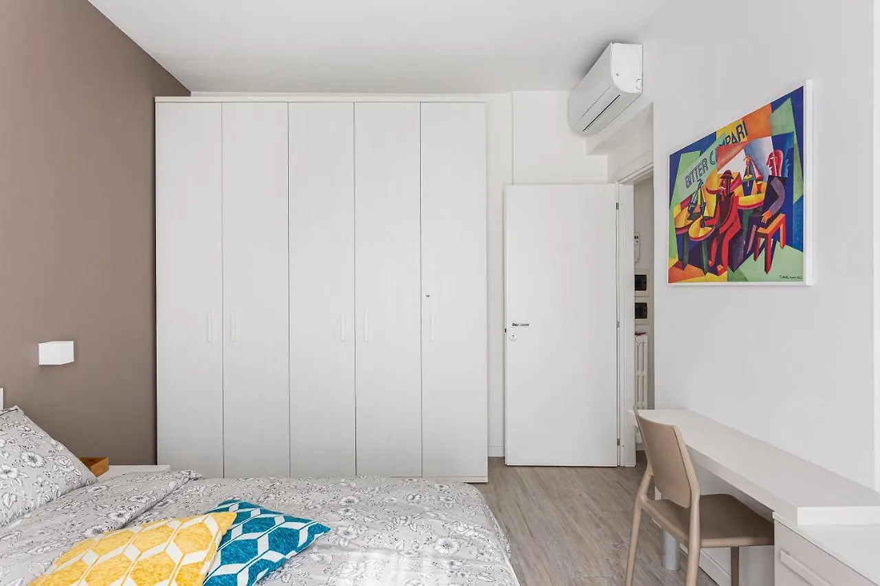 Apartment Amazing 2 Bedrooms Apt - Yellow Line Milan