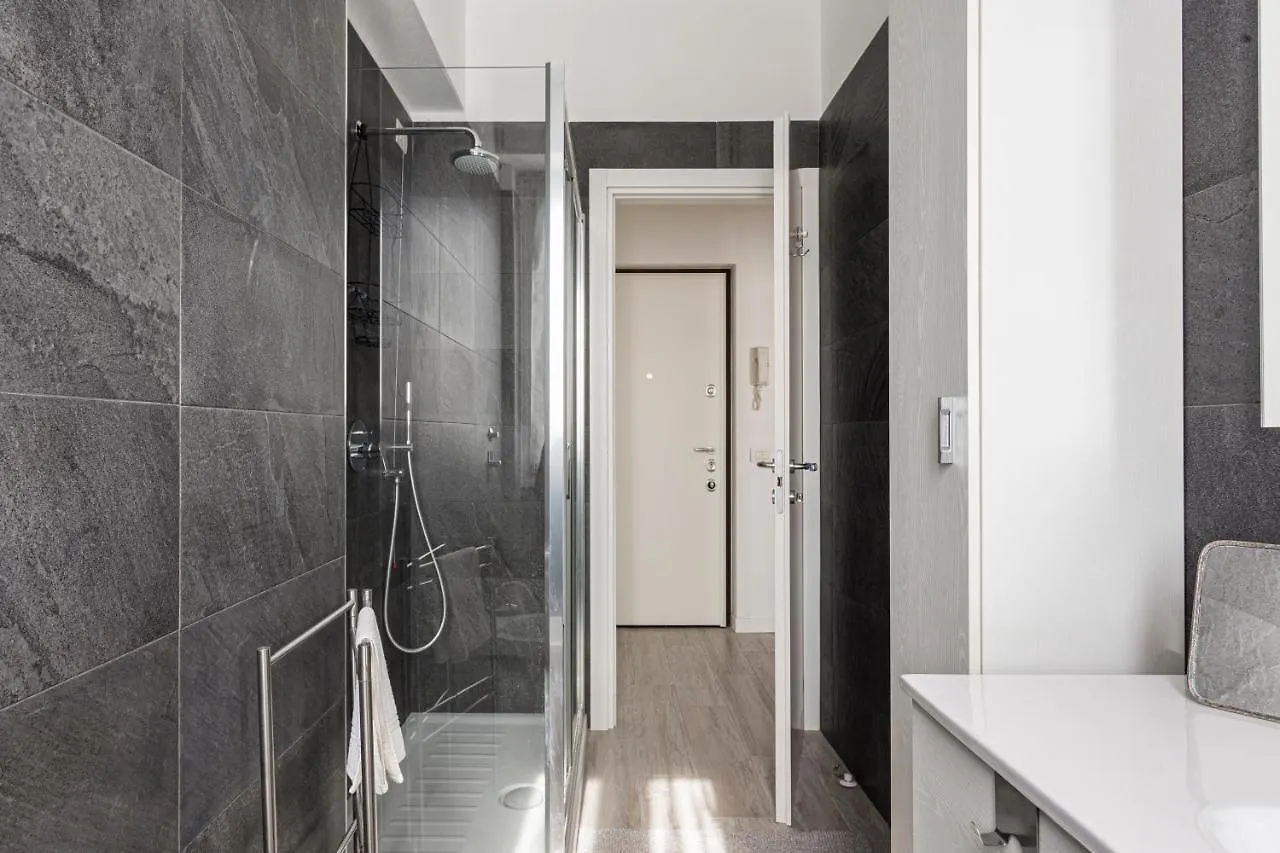 Amazing 2 Bedrooms Apt - Yellow Line Milan Apartment